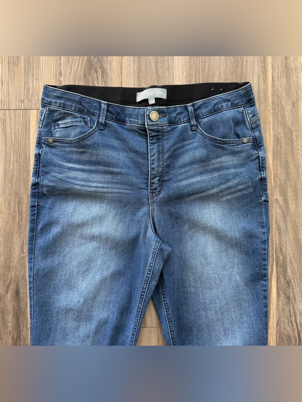 Wit & Wisdom Frayed Hem Jeans Size 12 - Picture 2 of 8